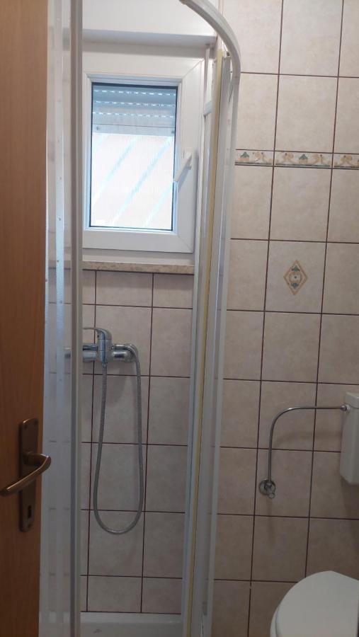 Studio 7Even Ground Floor Pula Luaran gambar